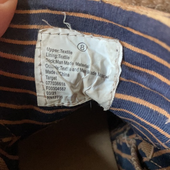 Cat & Jack boys shoe - Picture 6 of 7